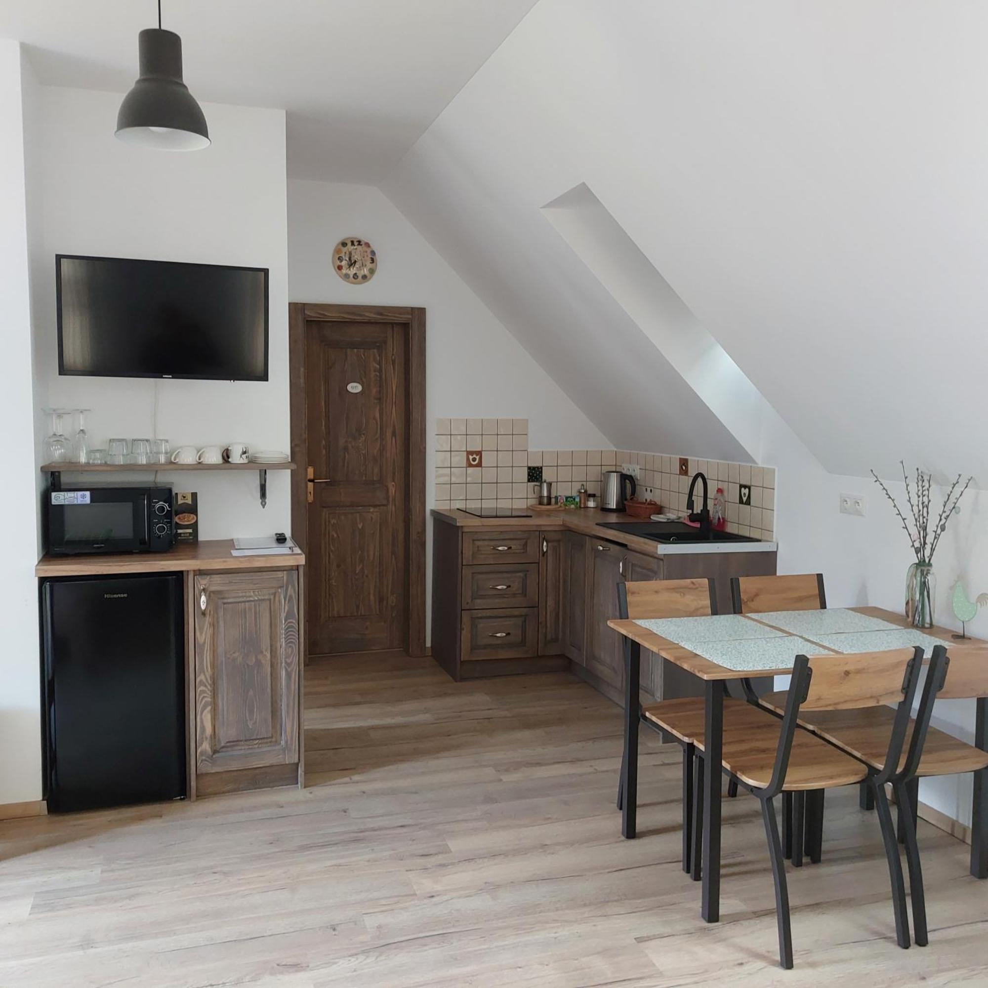 Apartmany Ema A Ela Tatranska Strba Exterior foto